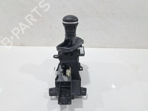 Gear lever TOYOTA COROLLA Estate (_E21_) 1.8 VVTi Hybrid (ZWE219) | BP32324179M90