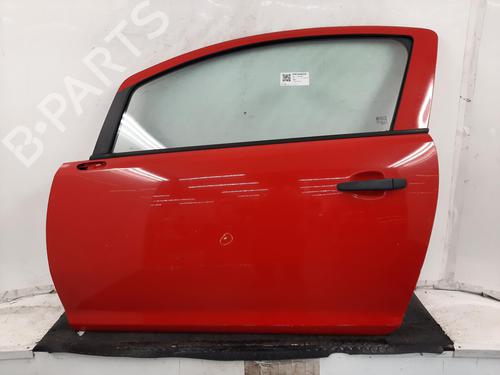 Used Left front door VAUXHALL CORSA Mk III (D) (S07) 1.0 i 12V (L08) (65 hp) 32409902