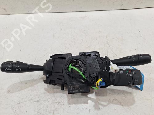 Used Switch DACIA SANDERO II TCe 90 (B8M1, B8MA, B8AC) (90 hp) 31769424