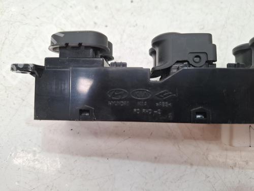 Right front window switch HYUNDAI i30 (FD) 1.4 | BP37673234I26 - Image 5