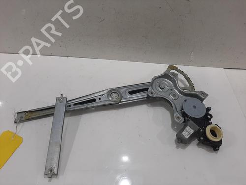Used Front right window mechanism TOYOTA YARIS (_P13_) 1.5 (NSP131_) (112 hp) 30928459