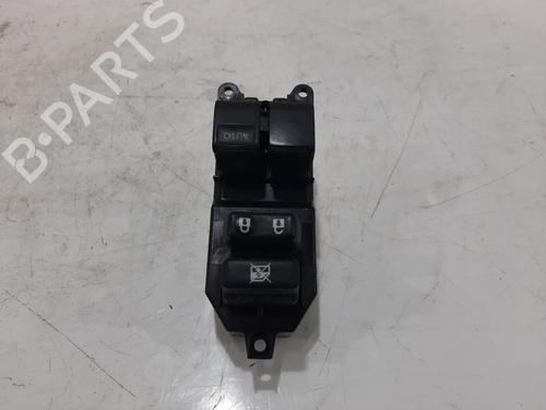 Used Switch TOYOTA YARIS (_P13_) 1.5 Hybrid (NHP130_, NHP130) (101 hp) 32270230