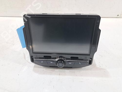 Used Radio VAUXHALL CORSA Mk IV (E) (X15) 1.4 (75 hp) 29810025