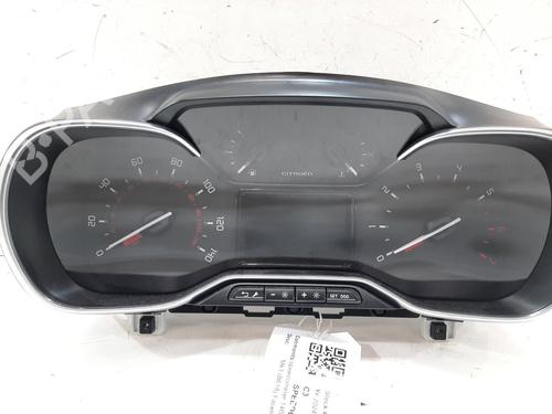 Used Instrument cluster CITROËN C3 III (SX) 1.2 PureTech 82 (83 hp) 31812079