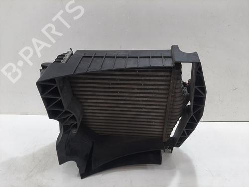 Używane Intercooler / Chłodnica powietrza doładowującego LAND ROVER RANGE ROVER SPORT II (L494) 3.0 SDV6 Hybrid 4x4 (340 hp) 30721683