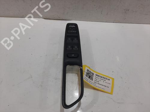 Used Switch RENAULT CAPTUR I (J5_, H5_) 0.9 TCe 90 (90 hp) 32214846