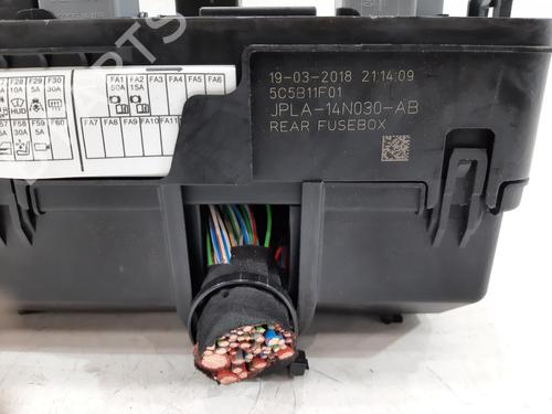 Fuse box LAND ROVER RANGE ROVER SPORT II (L494) 4.4 SDV8 4x4 | BP30179507E1
