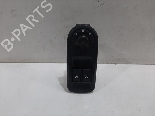 Used Switch VAUXHALL VIVARO A Van (X83) 2.0 CDTI (114 hp) 30495788
