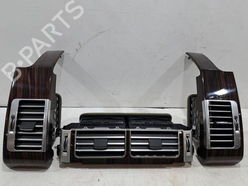 Used Air vent LAND ROVER RANGE ROVER IV (L405) 4.4 SDV8 4x4 (340 hp) 30057720