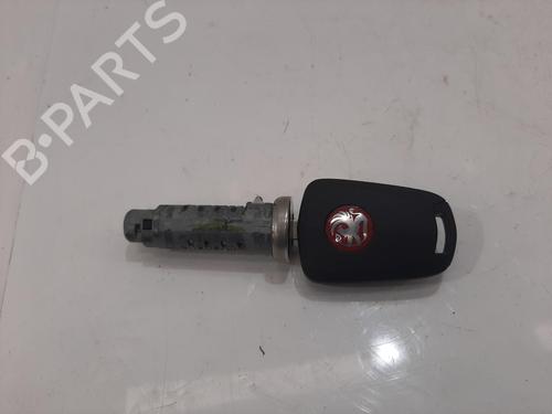 Used Ignition barrel VAUXHALL CORSA Mk III (D) (S07) 1.2 i 16V (L08) (86 hp) 30559947