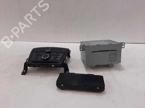 Used Radio VAUXHALL ZAFIRA Mk III (P12) 1.4 (75) (140 hp) 29524710