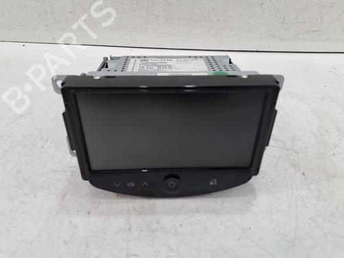 Used Radio VAUXHALL ADAM (M13) 1.4 (101 hp) 31999205