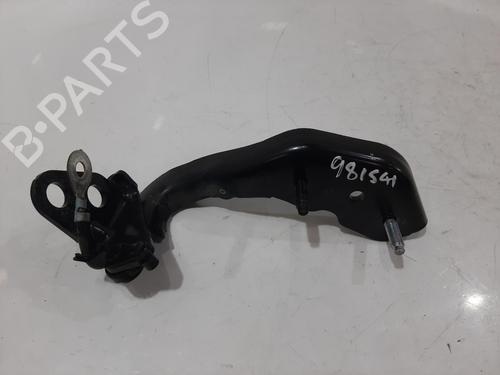 hingedoor-check-strap-jaguar-i-pace-x590-2018-33698960 main image