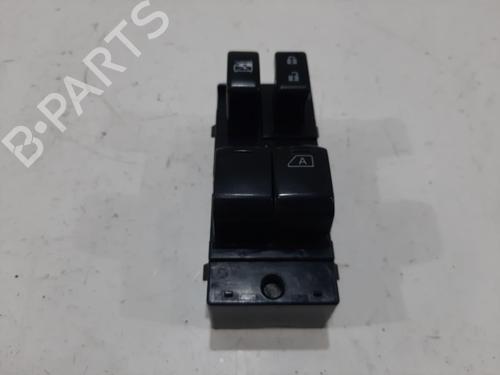Used Right front window switch Right front window switch 31685709 31685709