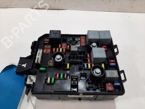 Used Fuse box VAUXHALL ADAM (M13) 1.2 (69 hp) 32214603