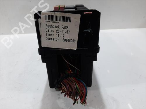 Fuse box LAND ROVER RANGE ROVER SPORT I (L320) 2.7 D 4x4 | BP28723371E1 