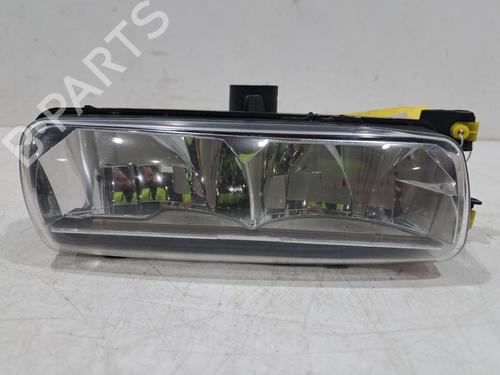 Used Right front fog light Right front fog light 30057456 30057456