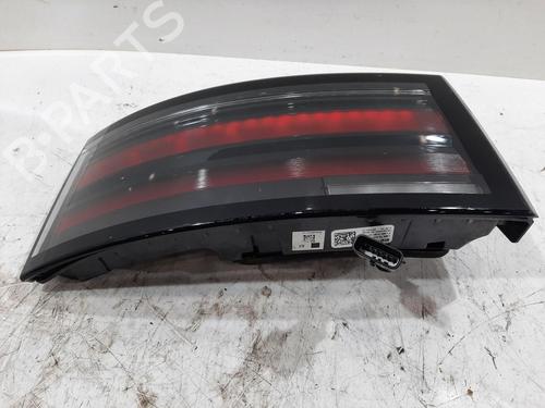 Left taillight LAND ROVER DISCOVERY V (L462) D300 MHEV 4x4 | BP26748892C34 