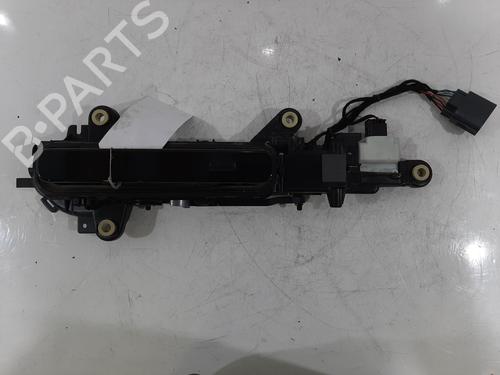 other-jaguar-i-pace-x590-2018-34424608 main image