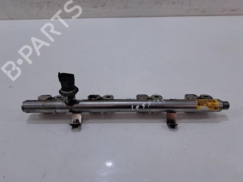 Used Injection rail Injection rail 37433366 37433366