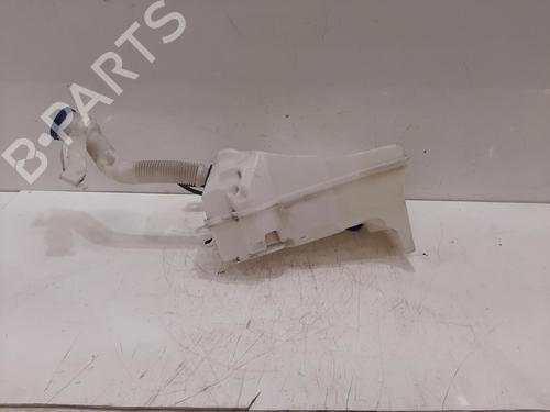 Used Windscreen washer tank Windscreen washer tank VAUXHALL MOKKA 1.2 (76) (136 hp) 36697367 36697367