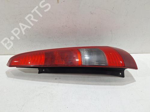 Used Right taillight FORD FIESTA V (JH_, JD_) 1.4 16V (80 hp) 27203486