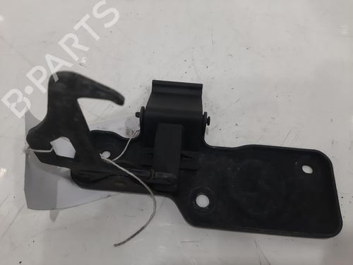 Used Hood lock LAND ROVER DISCOVERY V (L462) D250 MHEV 4x4 (249 hp) 26859987