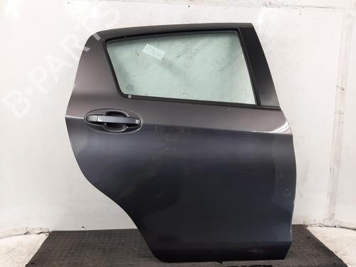 Porta posteriore destra TOYOTA YARIS (_P13_) 1.3 (NSP130_, NSP130) (99 hp) 30496857