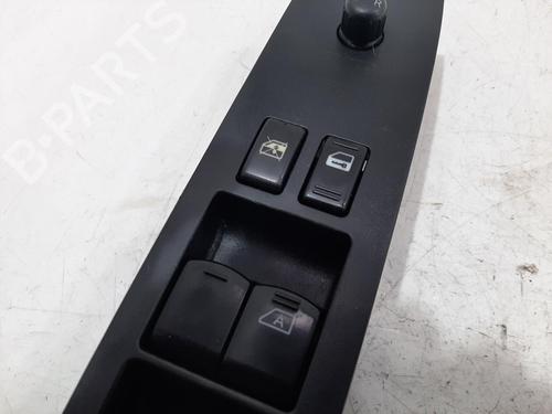 Switch NISSAN X-TRAIL II (T31) 2.0 dCi 4x4 | BP32027343I30 