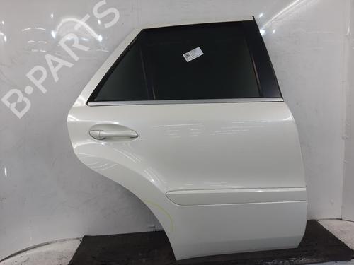 Used Right rear door Right rear door 38446007 38446007