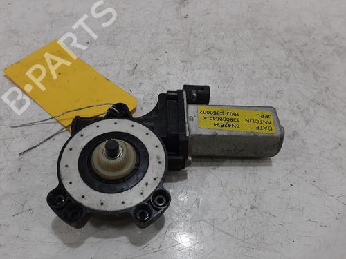 Rudehejsemekanisme Højre foran DACIA DUSTER (HS_) 1.5 dCi (109 hp) 32240045