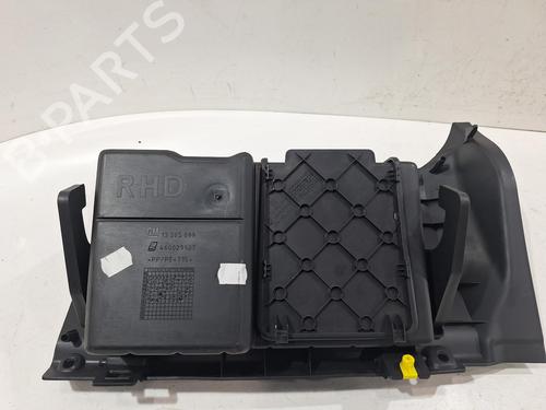 Glove box VAUXHALL CORSA Mk III (D) (S07) 1.2 i 16V (L08) | BP31914391C95 