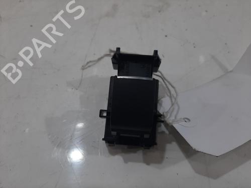 Comutador Comutador TOYOTA HIGHLANDER (GSU7_, AXUH7_, TXUA7_) 2.5 Hybrid AWD (AXUH78) (246 hp) 33940175 33940175