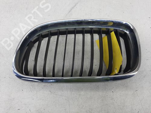 Used Grille BMW 3 (E90) 316 d (116 hp) 26843573