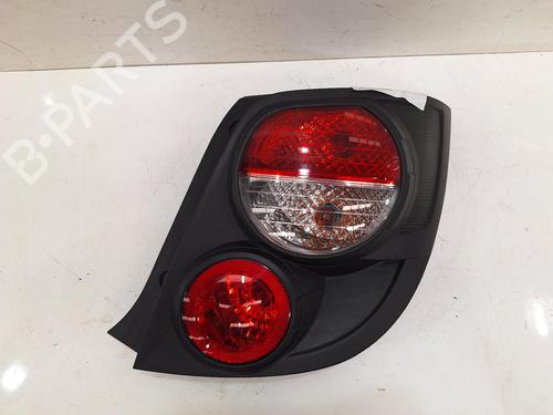 Used Right taillight CHEVROLET AVEO Hatchback (T300) 1.4 (101 hp) 26937636