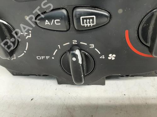 Climate control PEUGEOT 206 CC (2D) 1.6 16V (2DNFUF, 2DNFUR) | BP26746208I5 