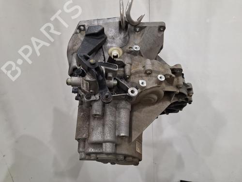Gearbox VOLVO V40 Hatchback (525) D2 | BP29397923M3 