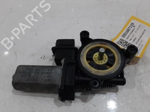 Rudehejsemekanisme Højre foran Rudehejsemekanisme Højre foran BMW 3 Touring (F31) 320 i (184 hp) 33840069 33840069