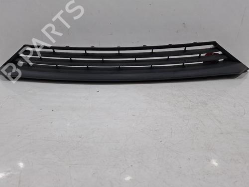 Used Grille Grille VAUXHALL INSIGNIA Mk II (B) Hatchback (Z18) 1.5 (68) (165 hp) 40111988 40111988