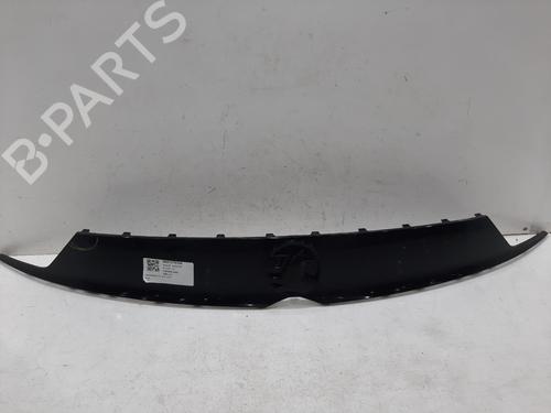 Used Grille VAUXHALL CROSSLAND X / CROSSLAND (P17) 1.2 (75) (110 hp) 30896525