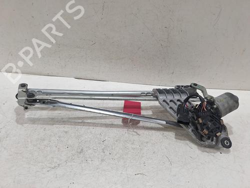 Used Front wiper motor DACIA DUSTER (HS_) 1.5 dCi (109 hp) 32380831