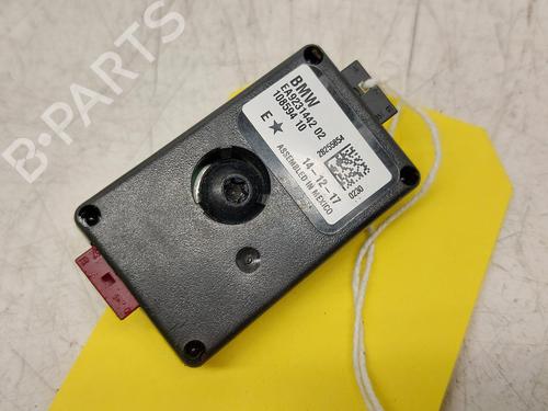 Antenne/Base BMW 3 (F30, F80) 330 e (184 hp) 26777342