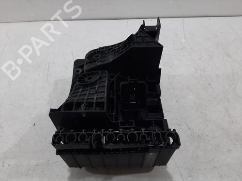 Fuse box VW GOLF VI (5K1) 2.0 TDI | BP36452396E1 - Image 2