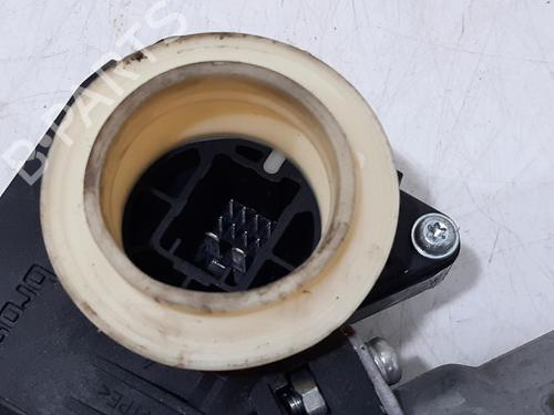 Front right window mechanism TOYOTA YARIS (_P13_) 1.3 (NSP130_, NSP130) | BP30095041C23