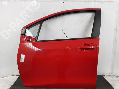 Used Left front door TOYOTA YARIS (_P13_) 1.3 (NSP130_, NSP130) (99 hp) 29445021