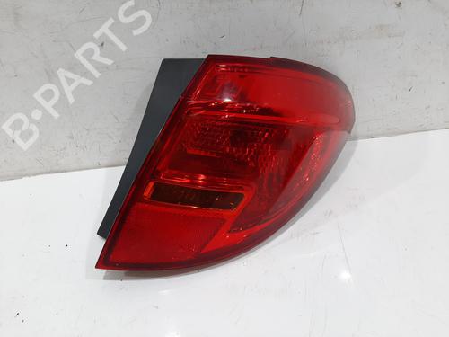 Used Right taillight VAUXHALL MERIVA Mk II (B) (S10) 1.4 (101 hp) 32422926