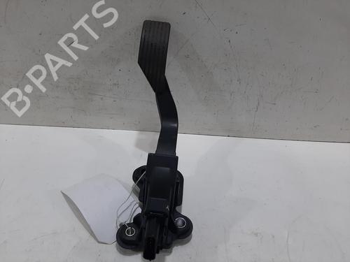 Pédale MITSUBISHI OUTLANDER III (GG_W, GF_W, ZJ, ZL, ZK) 2.4 Hybrid 4WD (GG3W) (208 hp) 30722201