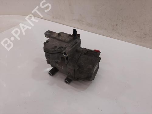 Used AC compressor AC compressor TOYOTA YARIS (_P13_) 1.5 Hybrid (NHP130_, NHP130) (101 hp) 34732888 34732888