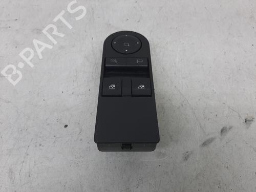 Used Switch VAUXHALL ZAFIRA Mk II (B) (A05) 1.9 CDTI (120 hp) 26864558
