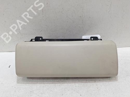 Used Glove box LAND ROVER RANGE ROVER IV (L405) 4.4 SDV8 4x4 (340 hp) 32409214